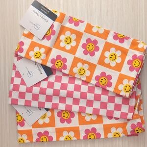 Kitchen Towels NWT